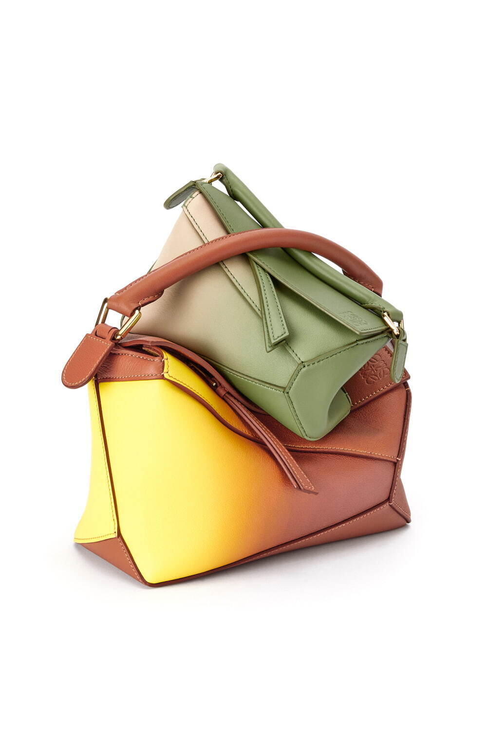 人気ブランド「レディースバッグ」おしゃれな革製カジュアルバッグ