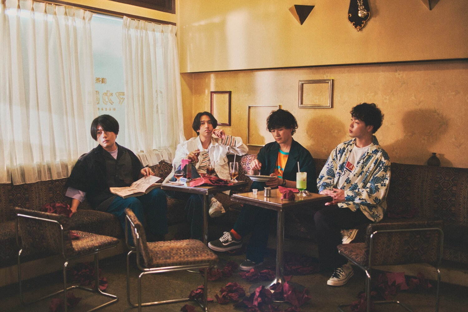 マカロニえんぴつ最新EP『たましいの居場所』「星が泳ぐ」など4曲、MV収録のBlu-ray付き - ファッションプレス