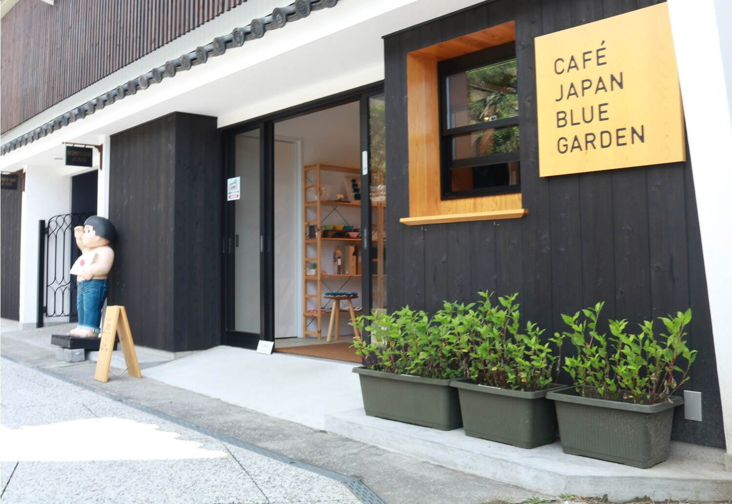 “ジーンズの聖地”児島を巡る旅、岡山デニムに触れるジーンズストリートおすすめ店舗やジーンズ作り体験｜写真31