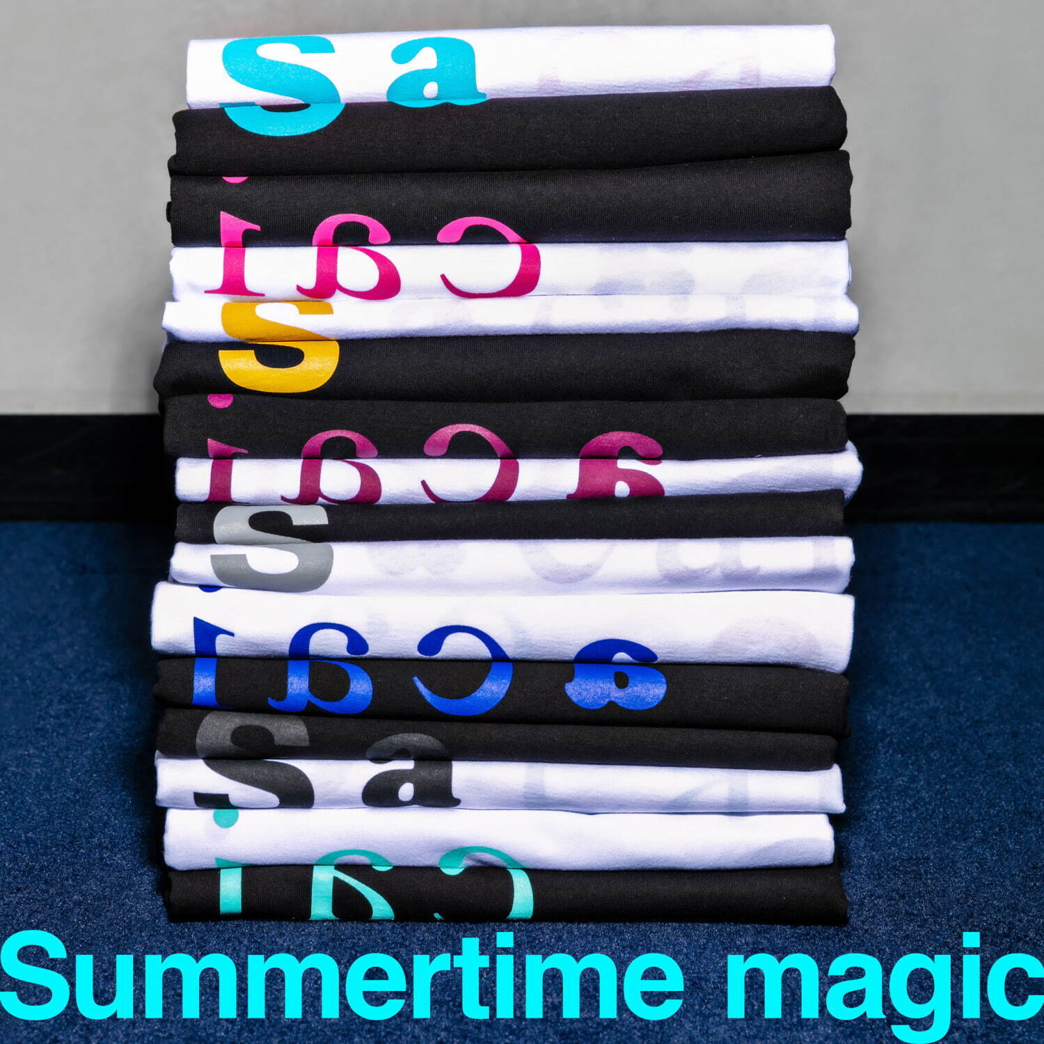 sacai“ロゴ入り”Tシャツ＆ソックス、“バンダナ柄×ナイロン素材”のリバーシブルバッグ｜写真30