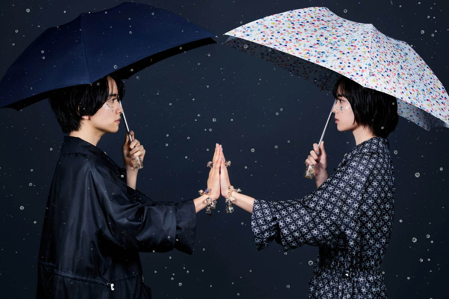 アンリアレイジ森永邦彦の「アンエバー」初のレイングッズ、晴雨兼用