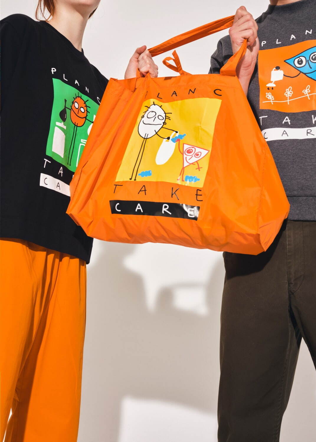 プランシーの日本限定Tシャツ＆バッグが青山店に、