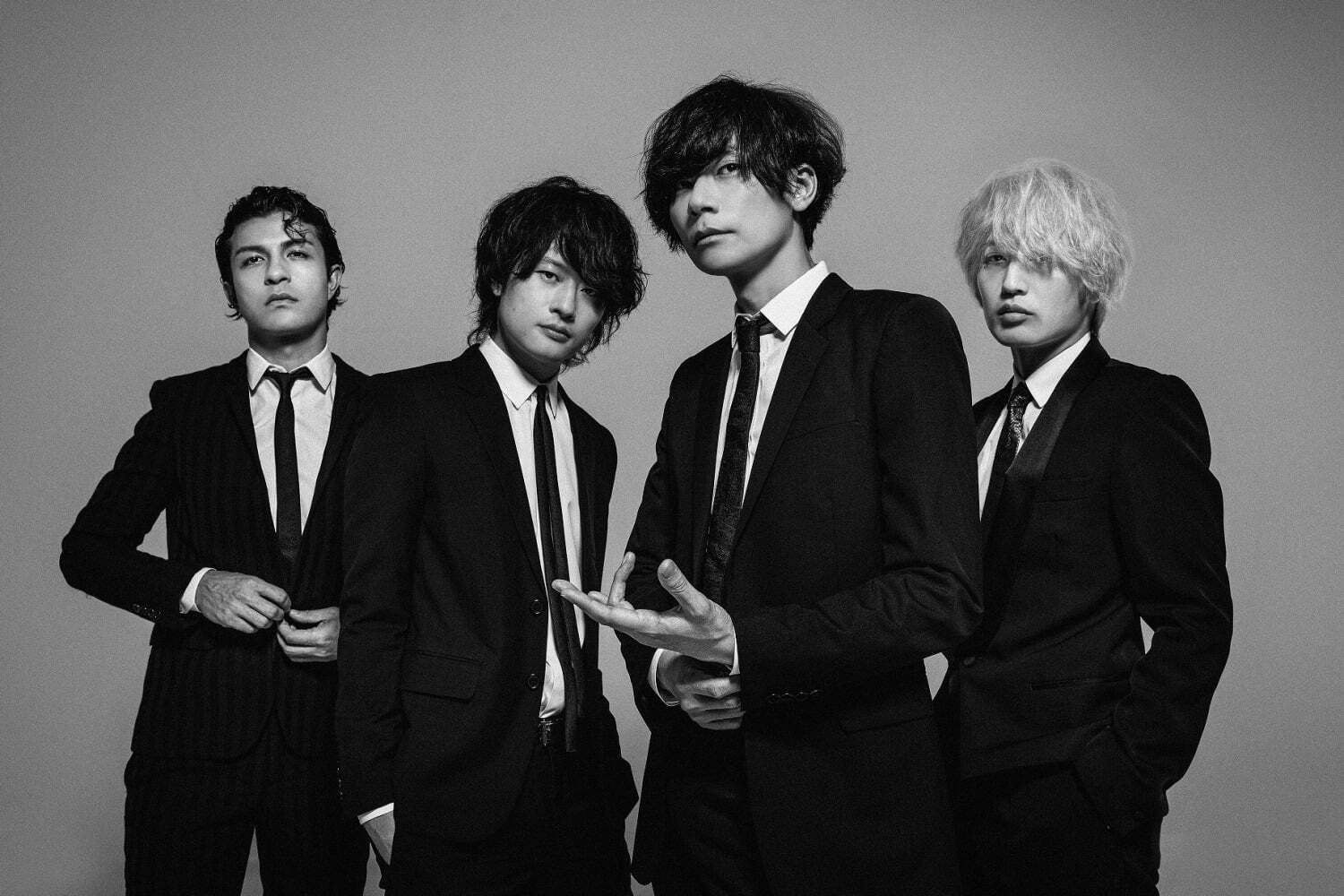 Alexandros の新曲 無心拍数 サッカーアニメ アオアシ 主題歌に ファッションプレス