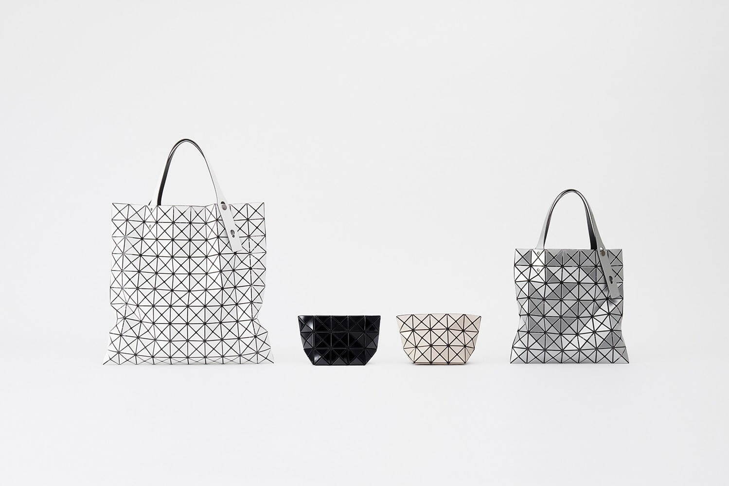 BAO BAO ISSEY MIYAKE“ダブルカラー”のバッグやカードケースなど｜写真12