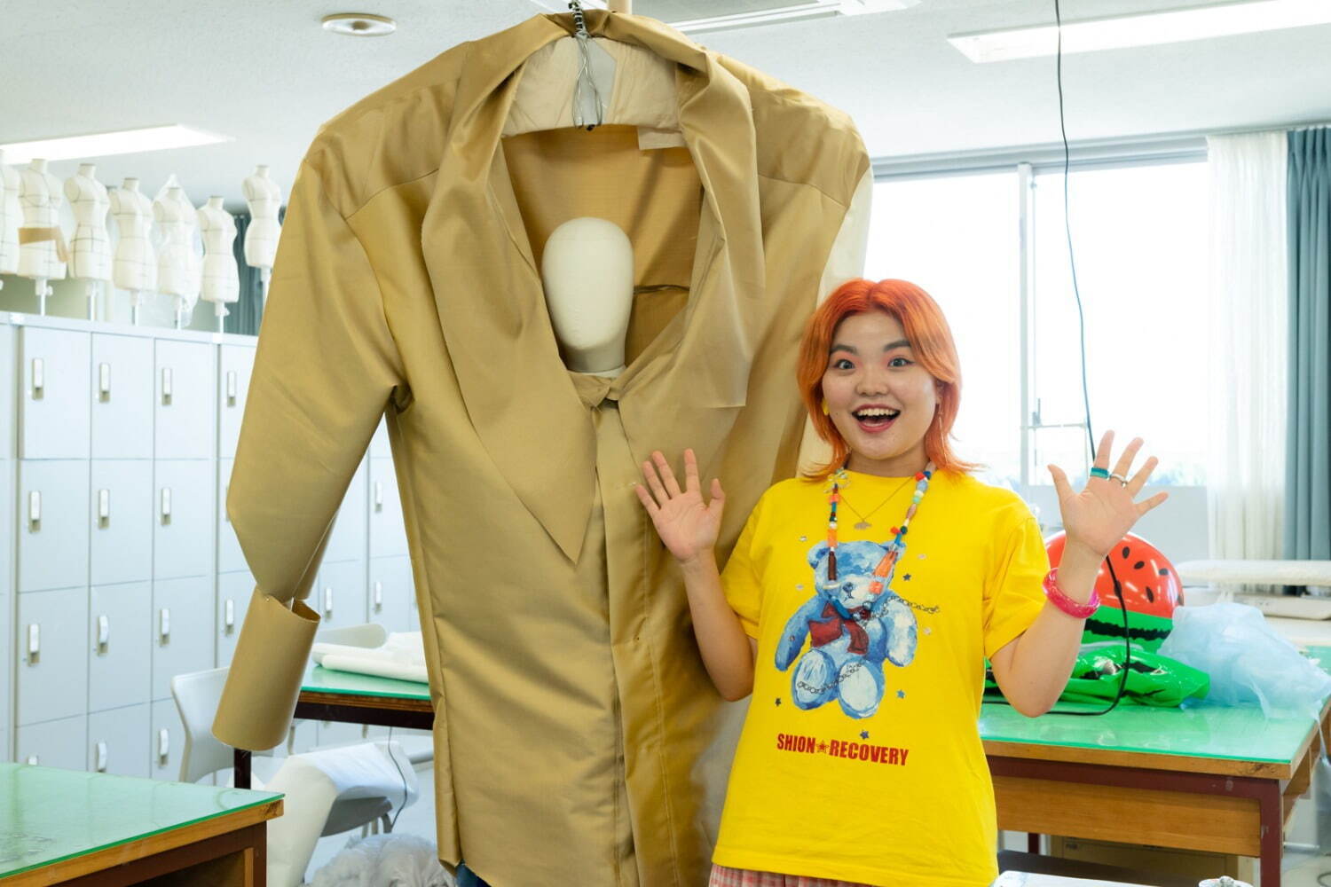 “肩がこらない服”ピップエレキバン初のファッション「コリナイ・コレクション」制作現場に潜入｜写真6