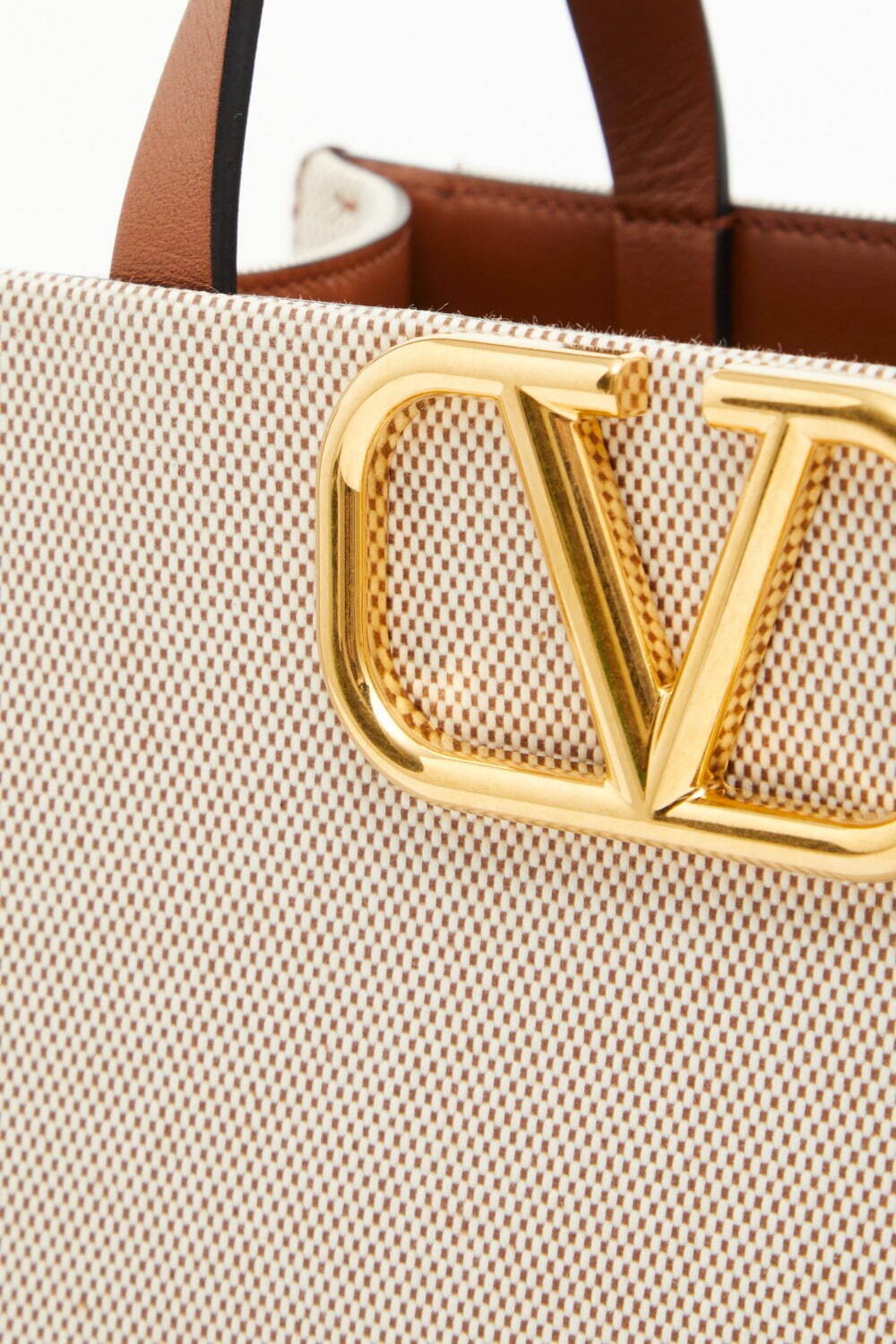 valentino vロゴキャンバスバッグ