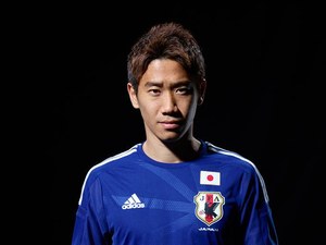 アディダスがサッカー日本代表のユニフォームをデザイン サムライブルーの新たな絆 円陣 ファッションプレス