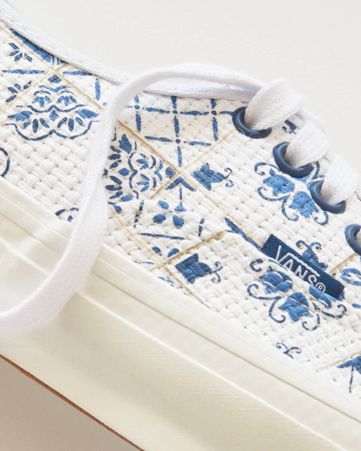 KITH×Vans Vaultのスニーカー、花柄やタイル模様のオーセンティック＆クラシックスリッポン｜写真13