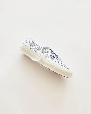 KITH×Vans Vaultのスニーカー、花柄やタイル模様のオーセンティック ...