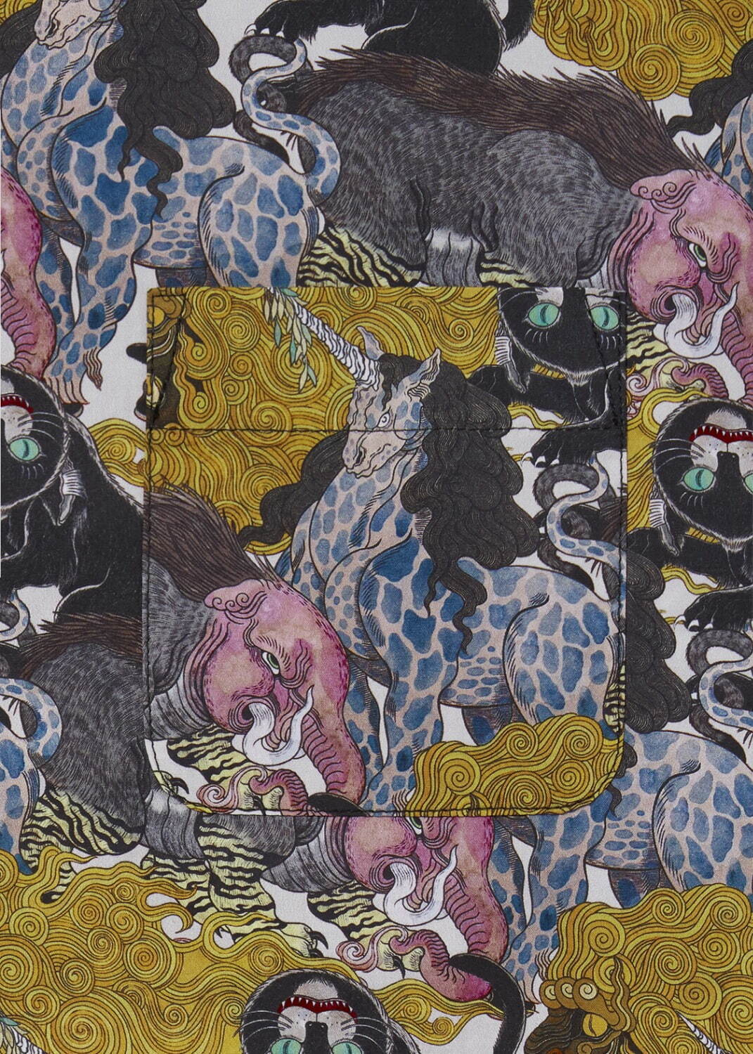 グラニフ×石黒亜矢子、化け猫や幻獣をデザインしたTシャツやパーカー 