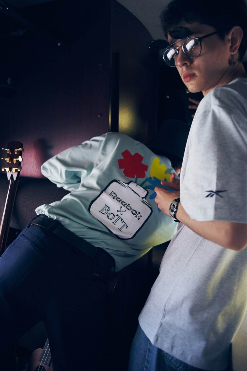 リーボック×ボット、ポップな“花”刺繍のカラフルスニーカー＆パステルカラーTシャツ｜写真8