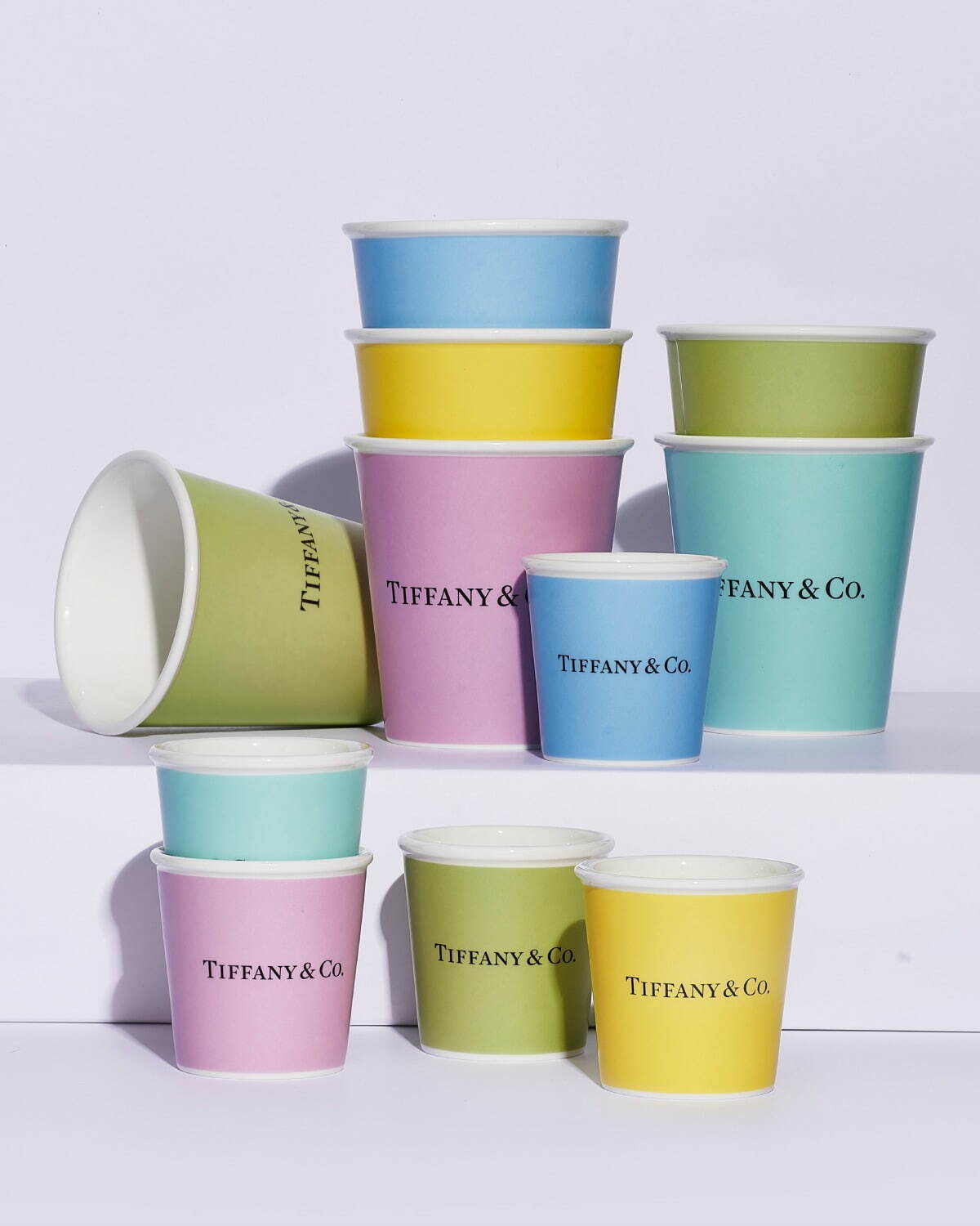 ティファニー新作コーヒー カップ エスプレッソ カップ ペーパーカップ 風デザインのカラフル磁器 ファッションプレス