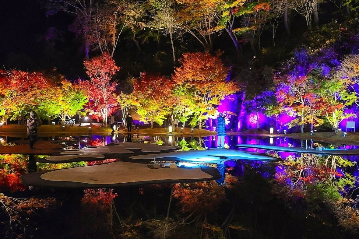 横浜 三溪園 12年ぶりに紅葉ライトアップ 重要文化財 紅葉を楽しむ 絶景遊歩道 特別開放も ファッションプレス