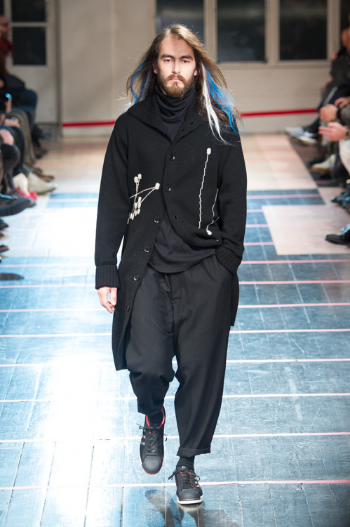 ヨウジヤマモト(Yohji Yamamoto) 2014-15年秋冬メンズコレクション  - 写真77