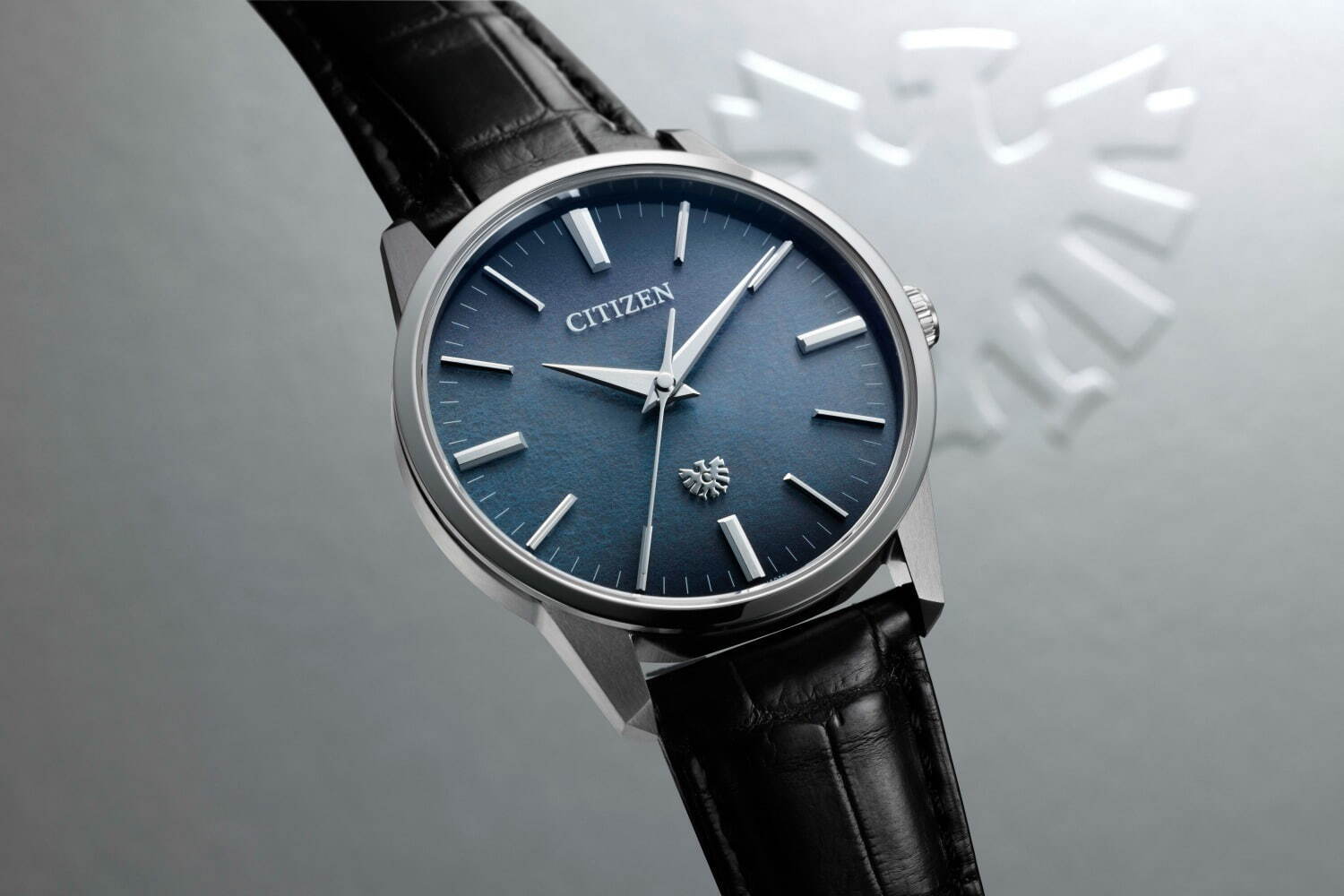 ザ・シチズン新作腕時計、ブランド初“ジャパンブルー”の藍染和紙文字板 - ファッションプレス