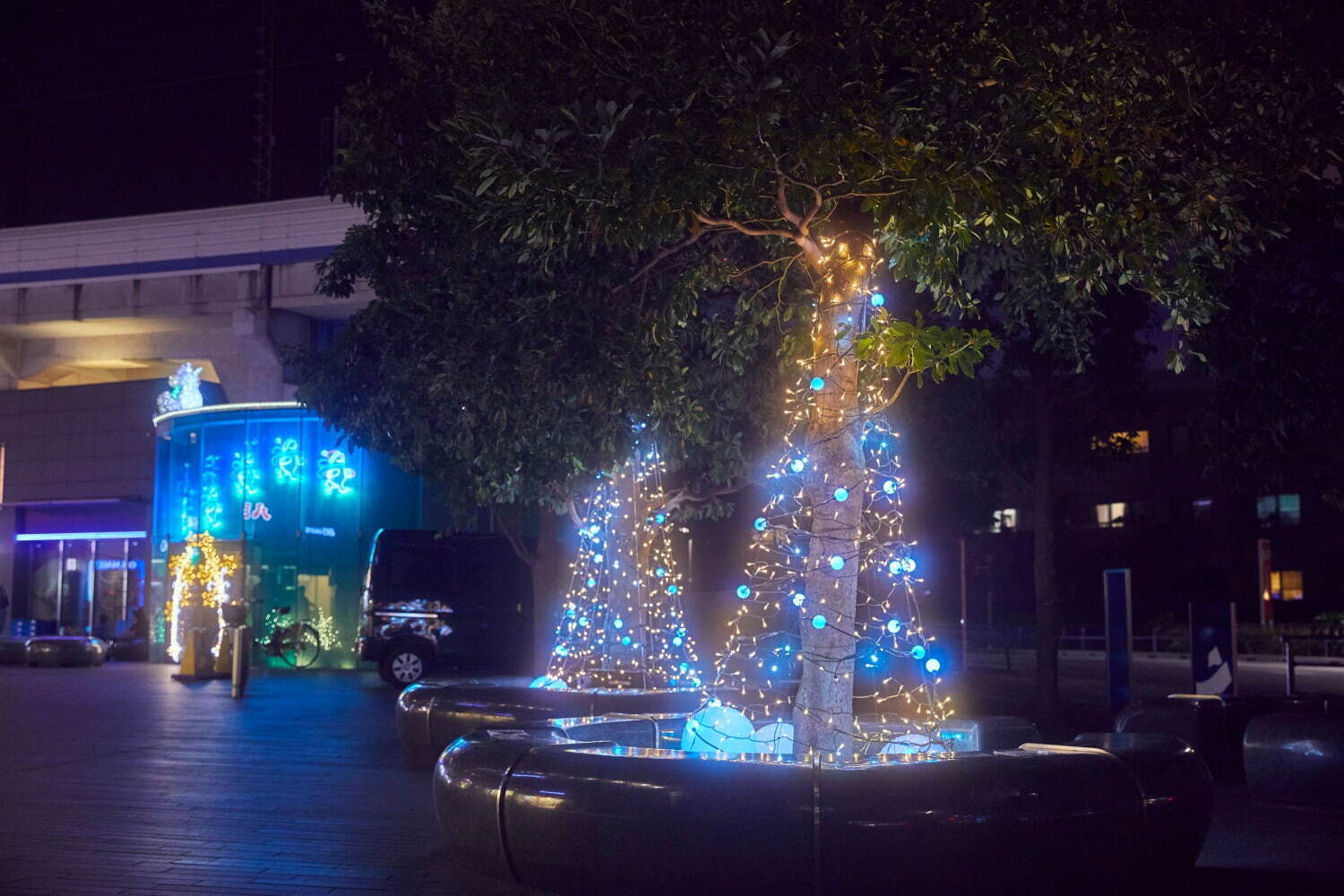 二子玉川ライズのクリスマスツリー＆イルミネーション、“水辺の国のクリスマス”を表現｜写真1