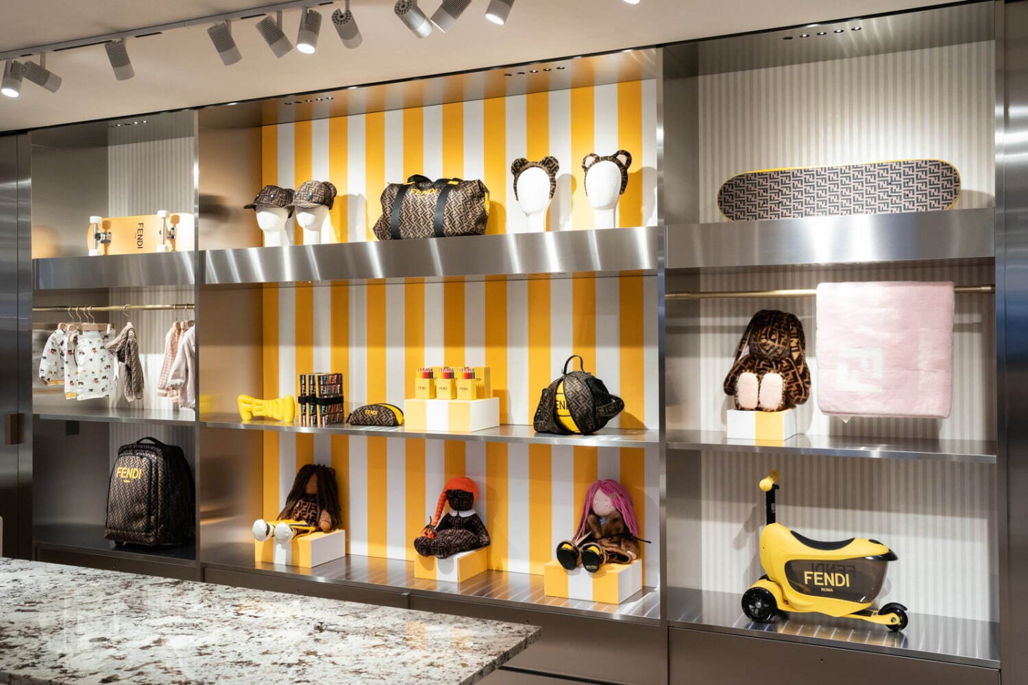 フェンディ(FENDI) パラッツォ フェンディ 表参道 フェンディ カーサ｜写真16