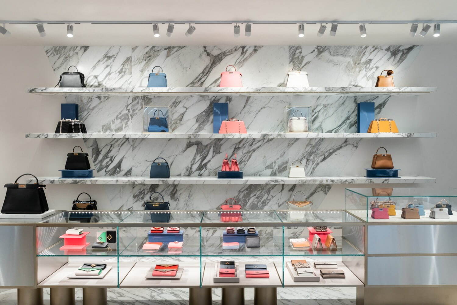 フェンディ(FENDI) パラッツォ フェンディ 表参道 フェンディ カーサ｜写真4