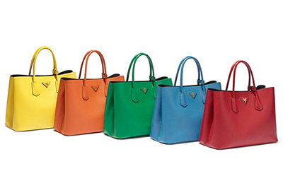 プラダの新作バッグが世界一斉発売 - 豊富なカラーで展開の「プラダ