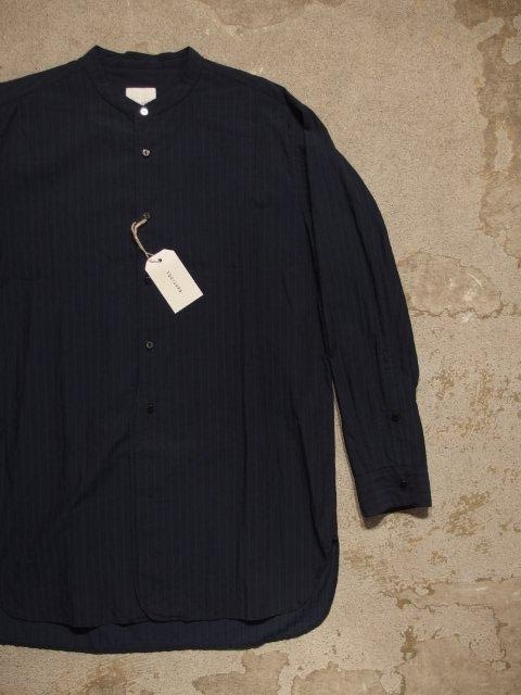 TOUJOURS"Band Collar Long Shirt-Cotton Dobby Chambray Cloth" - 画像4枚目