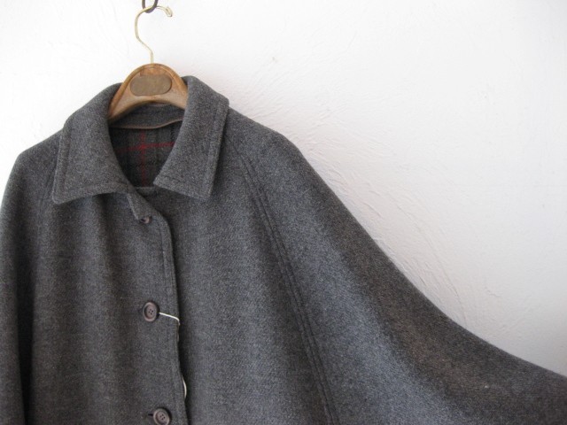 LILY1ST VINTAGE 1980’s Scottish Wool Cape Coat “Fabric provi - 画像2枚目