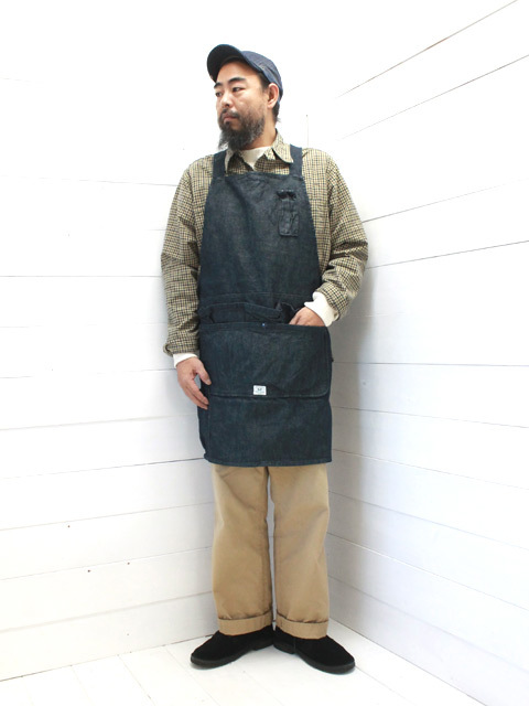 SASSAFRAS WHOLE HOLE APRON 13.5oz DENIM - 画像2枚目