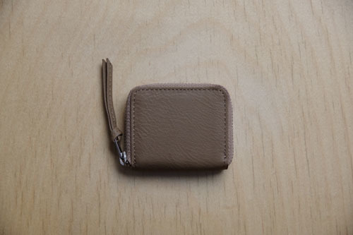 ERA. / BUBBLE CALF ROUND VERY MINI WALLET / col.トープ 1