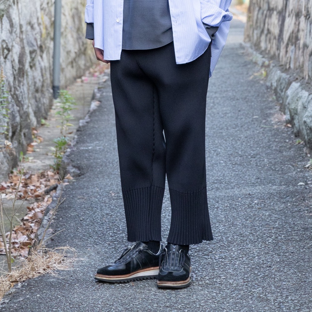 23SS "FLUTED PANTS 2" 1