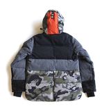 eYe JUNYA WATANABE×CANADA GOOSEコラボダウン発売 3