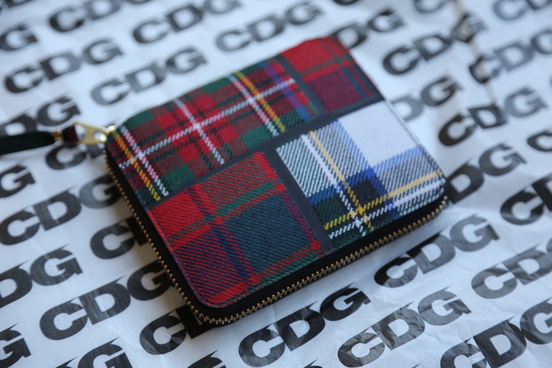 Wallet COMME des GARCONS CDG Wallet Tartan Patchwork Red発売 - 画像2枚目