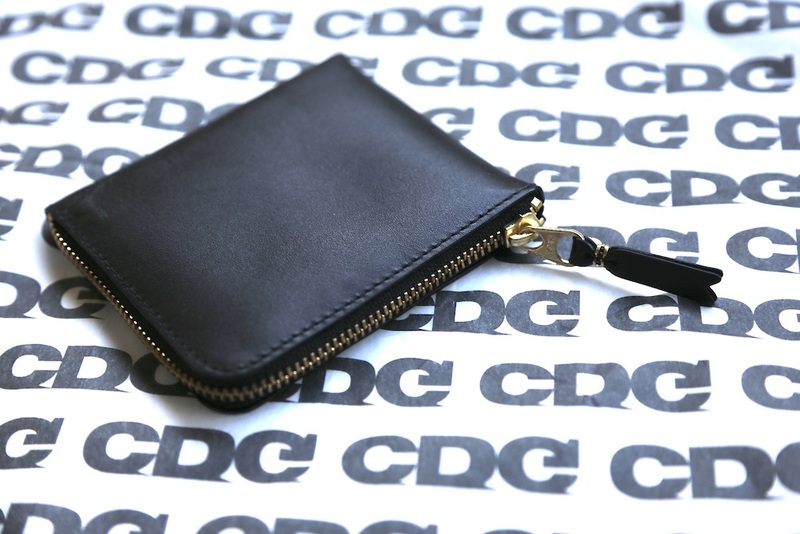 Wallet COMME des GARCONS Classic Leather L字型ZIP財布SA3100"発売 - 画像2枚目