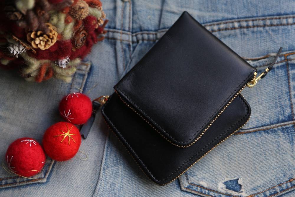Wallet COMME des GARCONS Classic Leather L字型ZIP財布再入荷
