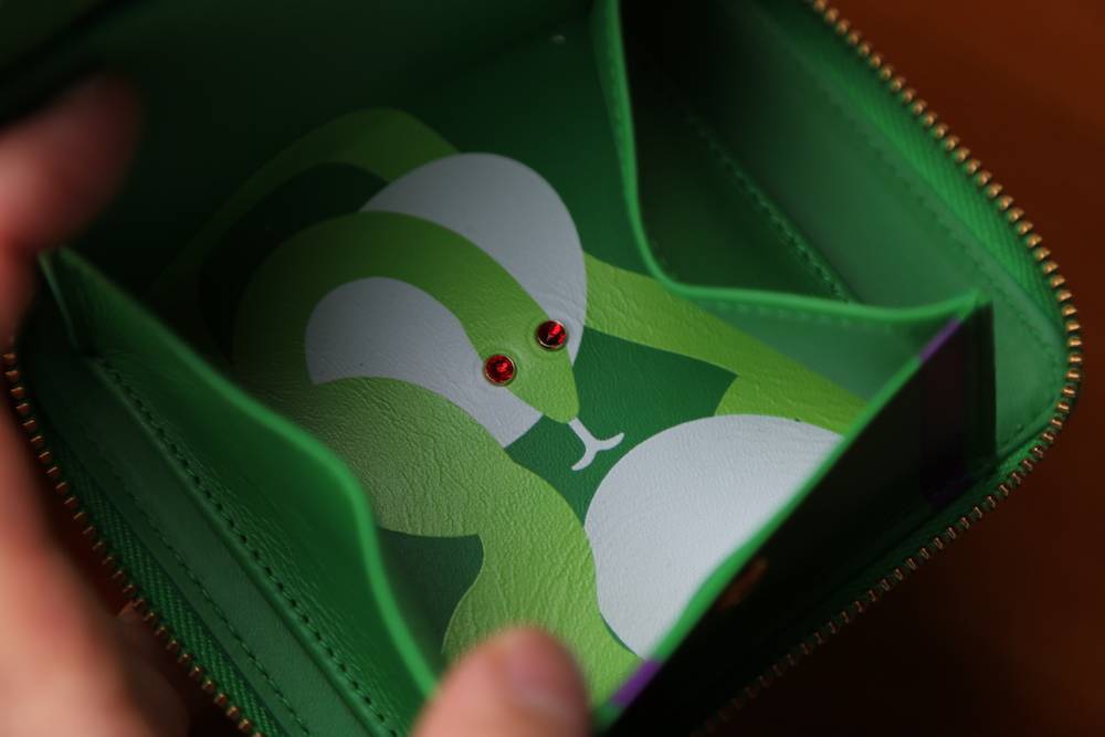 Wallet COMME des GARCONS コムデギャルソン ルビーアイ二つ折りZIP財布(SA2100RE)GREEN発売 - 画像2枚目