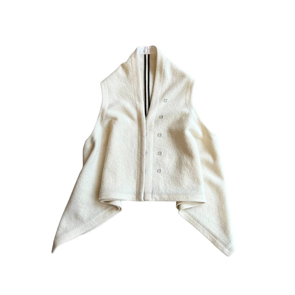 TAKAHIROMIYASHITATheSoloist two-way wrap around vest -white 1