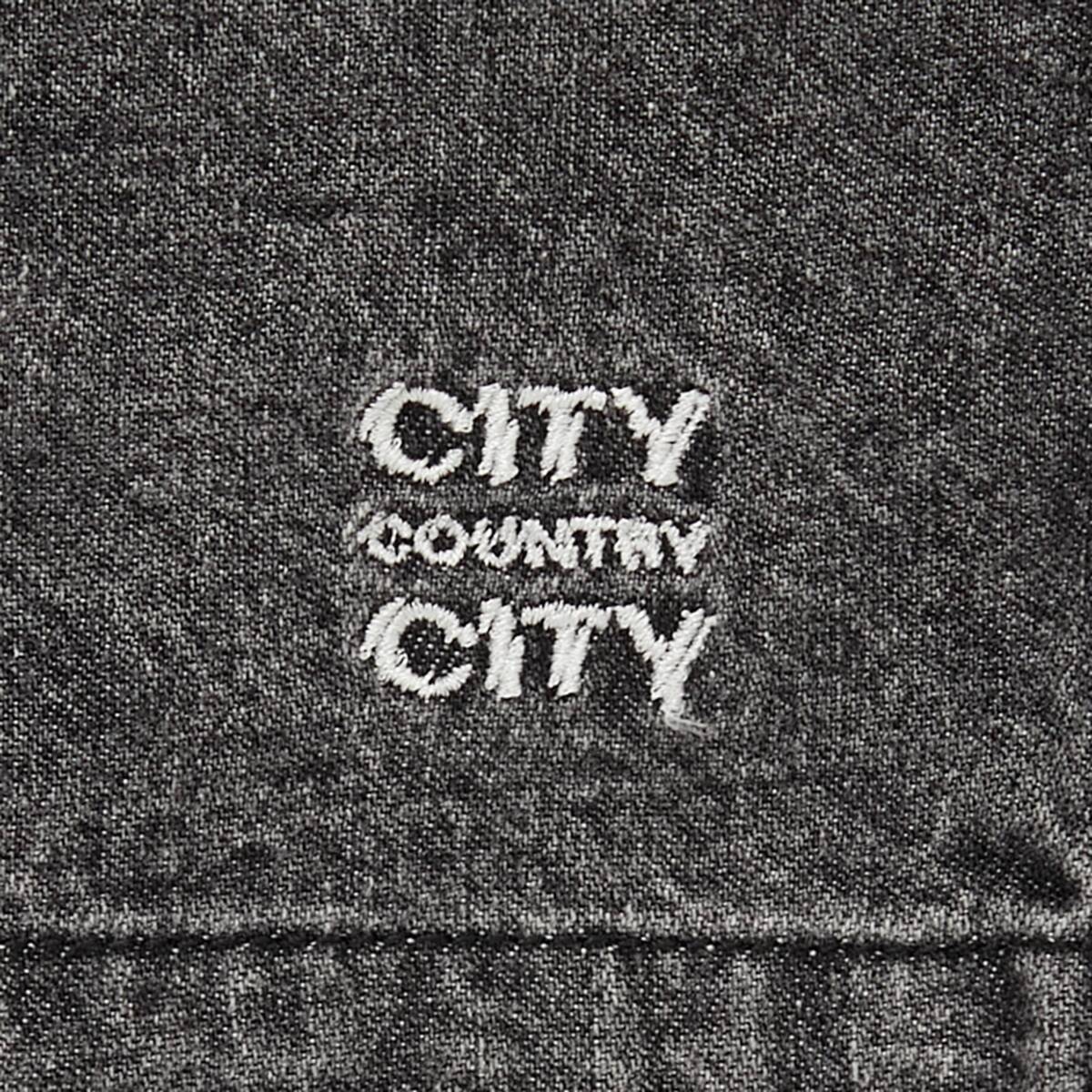 CITY COUNTRY CITY Embroidered Logo Washed Denim Easy Shorts 8oz -black - 画像2枚目