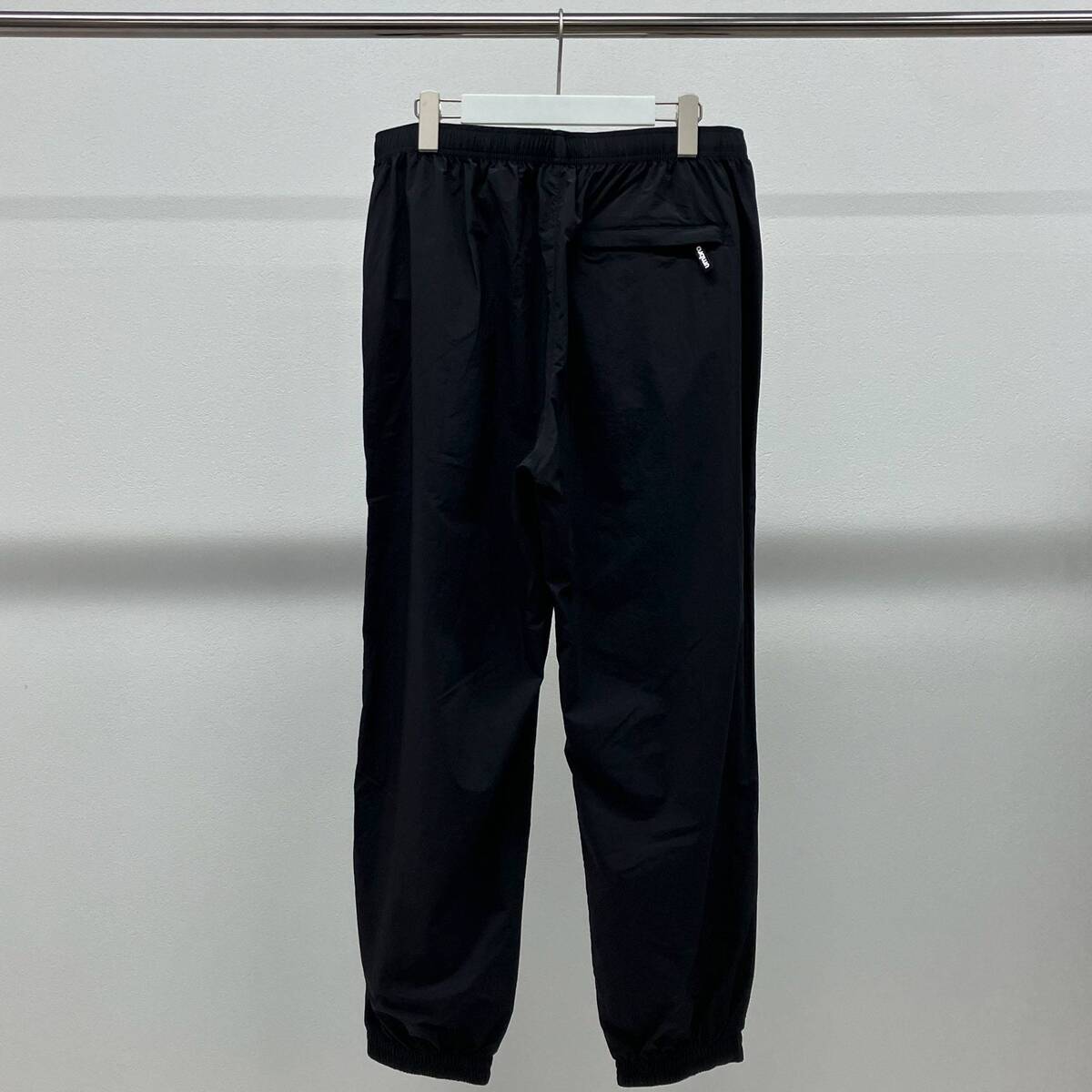 UMBRO "NYLON TRACK PANTS" ナイロン トラックパンツ - 画像4枚目