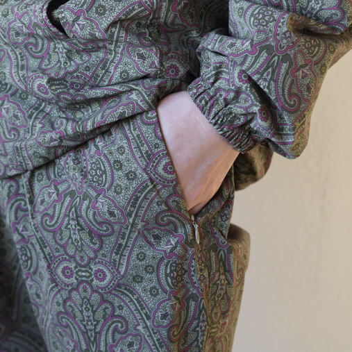 Warm-up Short -Poly Taffeta / Paisley Print - Olive【Needles】 - 画像3枚目