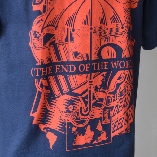 Printed T-shirt - The End of The World - Nvy/Red【Dead Feeli】 - 画像4枚目