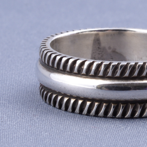 Chisel Work Ring【Patricia Bedonie／Indian Jewelry】 - 画像2枚目