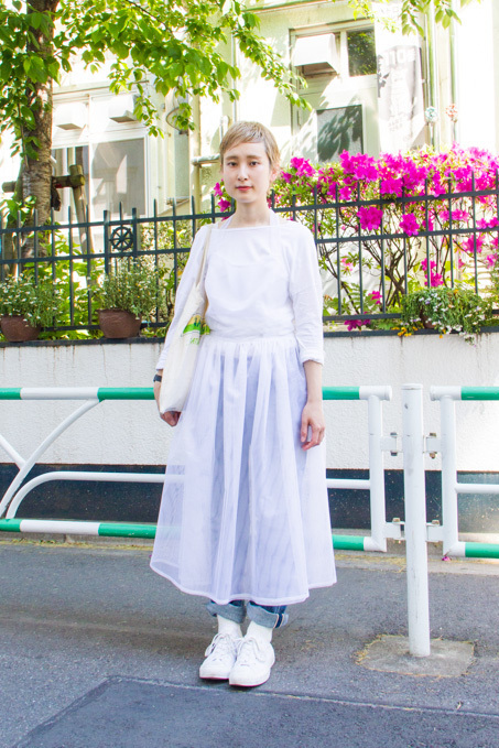 京里さん サンスペル Sunspel ジャックムス Jacquemus 原宿ストリートスナップ ファッションプレス