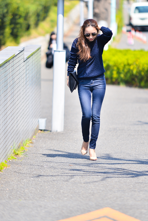 保坂 スゼインさん - ユニクロ(UNIQLO)、ダイアナ(DIANA)｜渋谷ストリートスナップ - 写真5