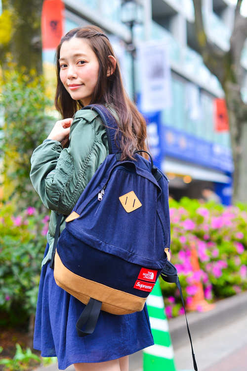 阿久津 ゆりえさん - 古着(ユーズド)(USED)、コンバース(CONVERSE)｜原宿ストリートスナップ - 写真5