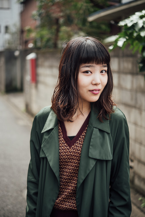 佐藤 まゆかさん - ザラ(ZARA)、ヴィンテージ(vintage)｜青山・表参道ストリートスナップ - 写真2