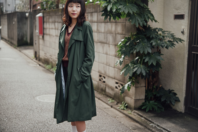 佐藤 まゆかさん - ザラ(ZARA)、ヴィンテージ(vintage)｜青山・表参道ストリートスナップ - 写真3