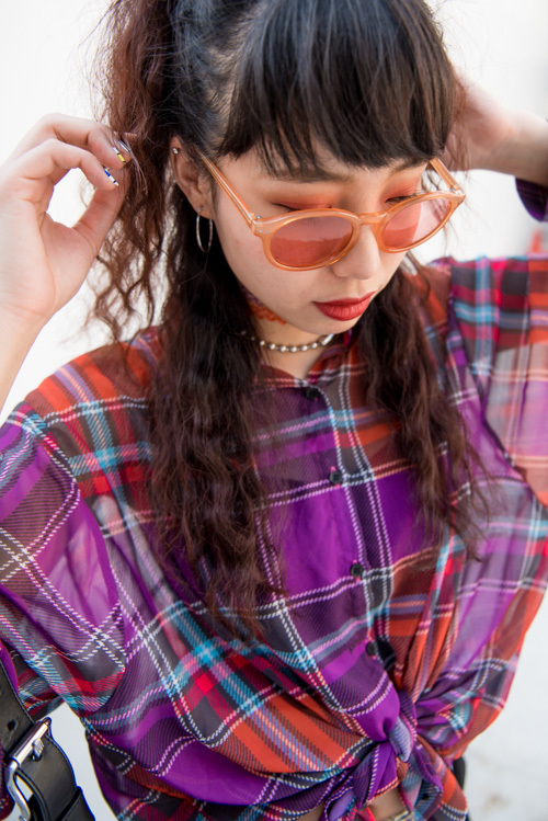 鶴田 ひろみさん - ユニフ(UNIF)、コンバース(CONVERSE)｜原宿ストリートスナップ - 写真4