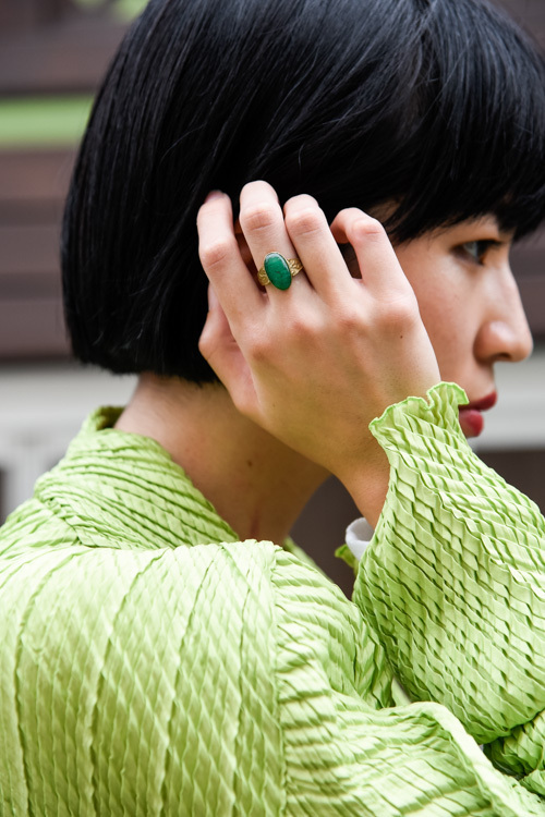 澤村 裕香子さん - ヴィンテージ(vintage)、マックスマーラ(Max Mara)｜原宿ストリートスナップ - 写真5