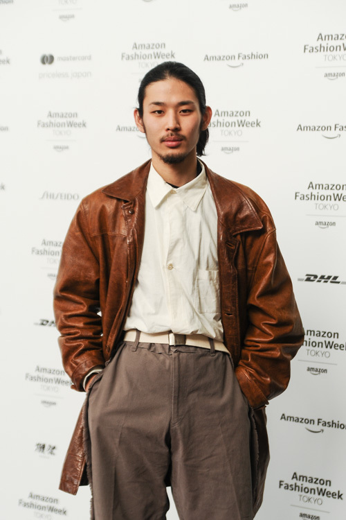 山崎 順聖さん - ギャップ(GAP)、ヨウジヤマモト(Yohji Yamamoto)｜渋谷ストリートスナップ - 写真2