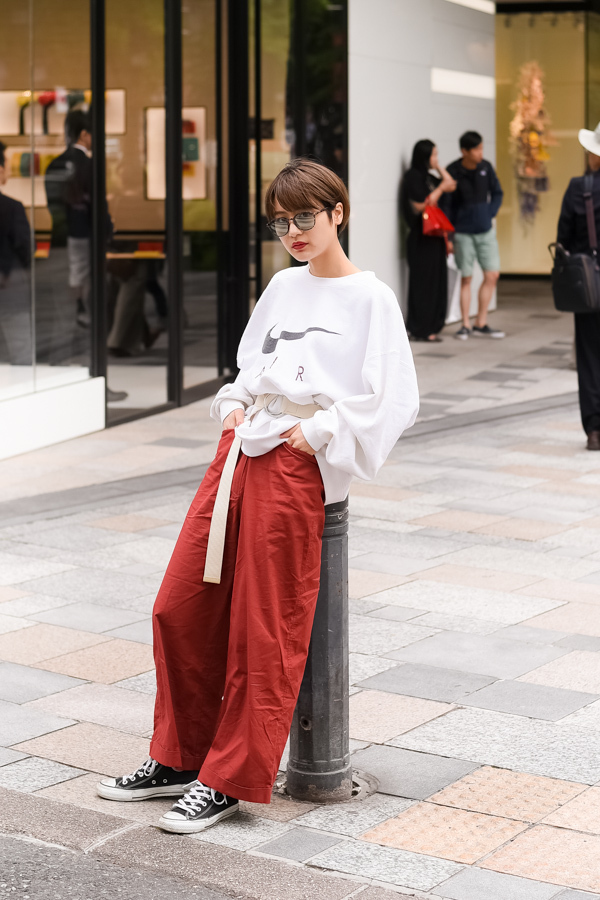 渡辺 華奈さん - ナイキ(NIKE)、マウジー(MOUSSY)｜原宿ストリートスナップ - 写真1