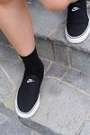 大野 茉耶さん - ザラ(ZARA)、ナイキ(NIKE)｜青山・表参道ストリートスナップ4