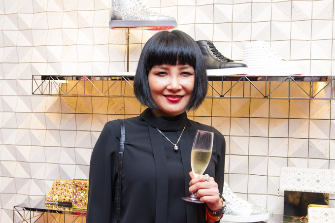 櫛方 玲子さん - クリスチャン ルブタン(Christian Louboutin)｜青山・表参道ストリートスナップ - 写真4